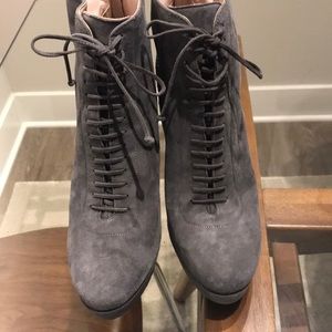 GREY MIU MIU ANKLE BOOT 🔥🔥